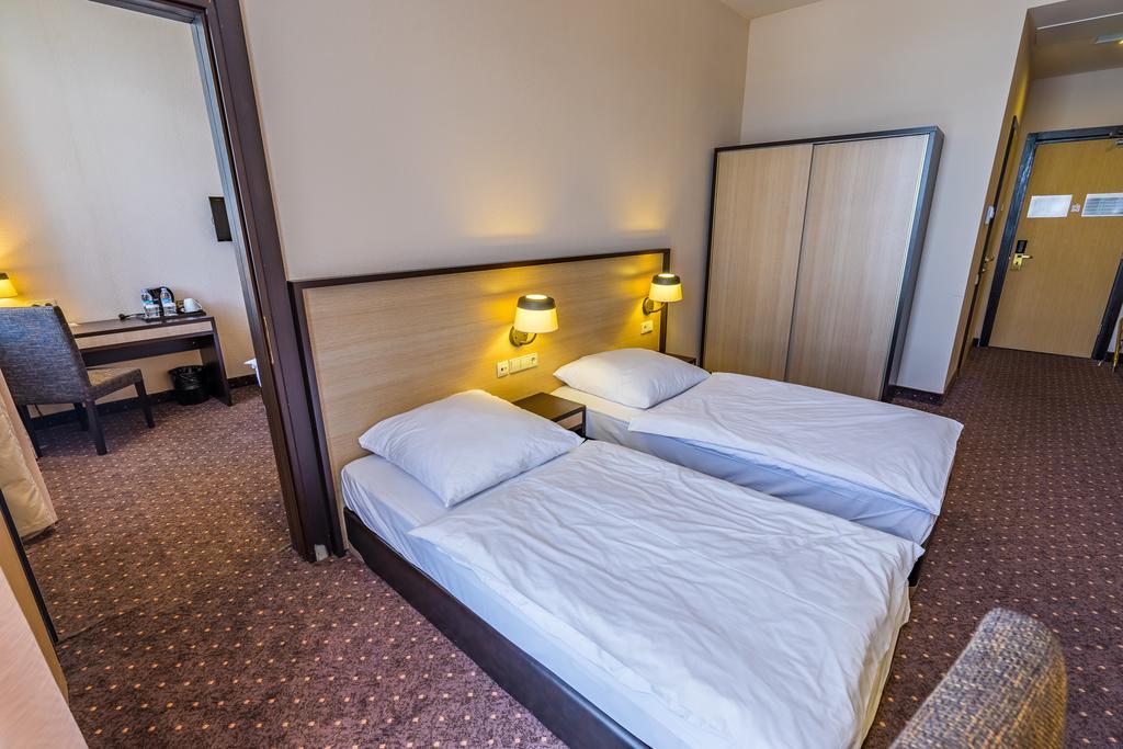 Hotel Lomsia อาคัลท์ชิกเค ภายนอก รูปภาพ