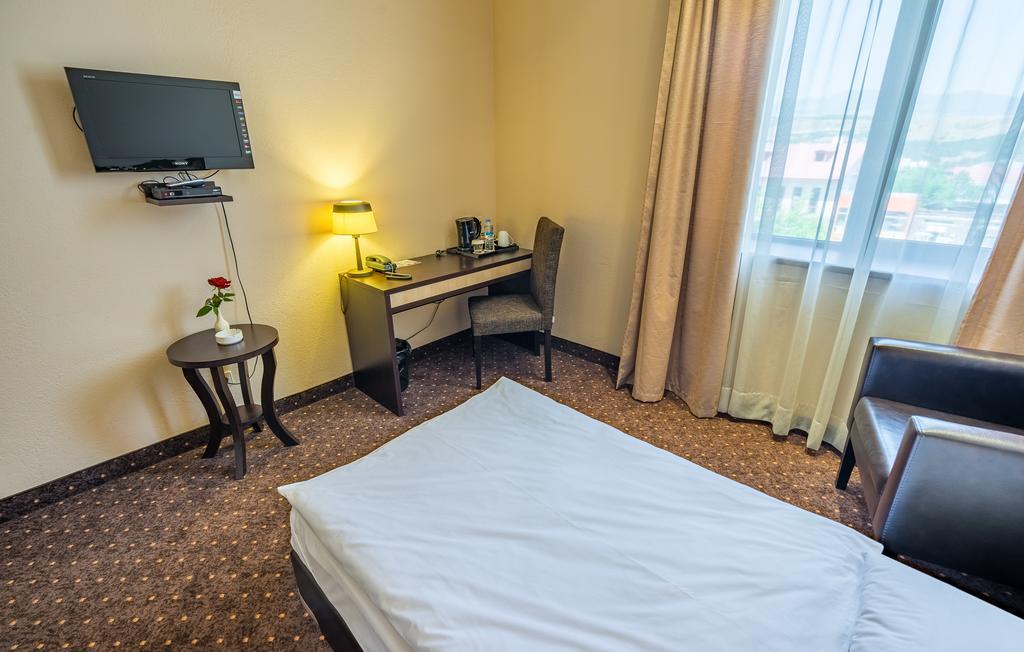 Hotel Lomsia อาคัลท์ชิกเค ภายนอก รูปภาพ