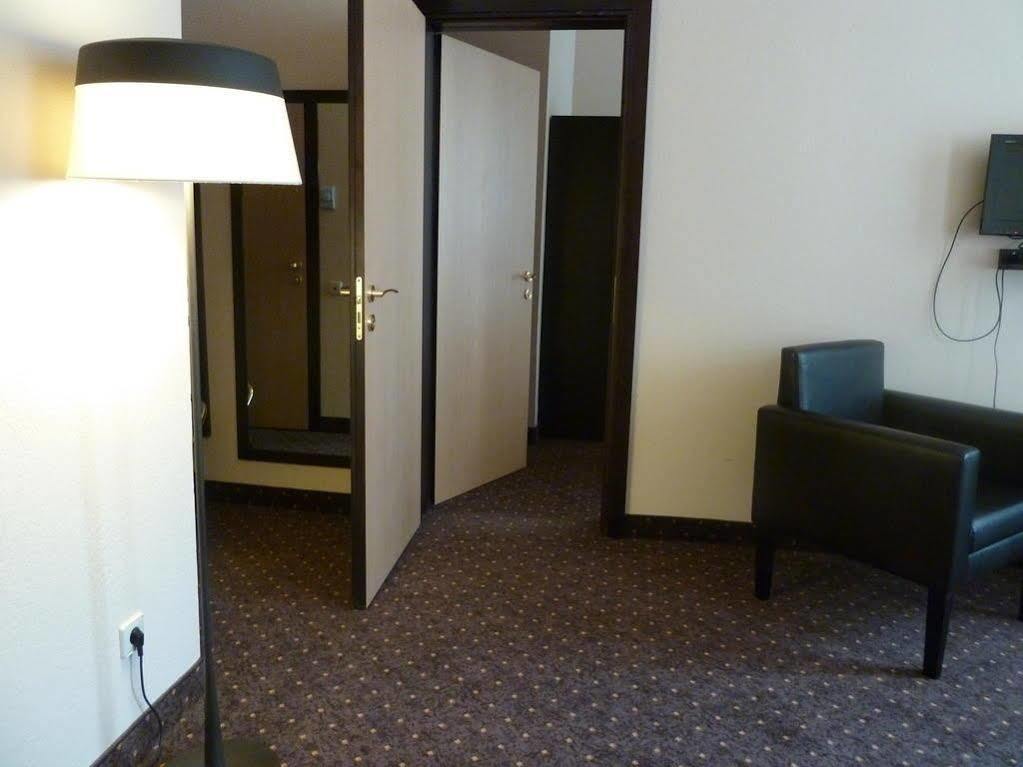 Hotel Lomsia อาคัลท์ชิกเค ภายนอก รูปภาพ