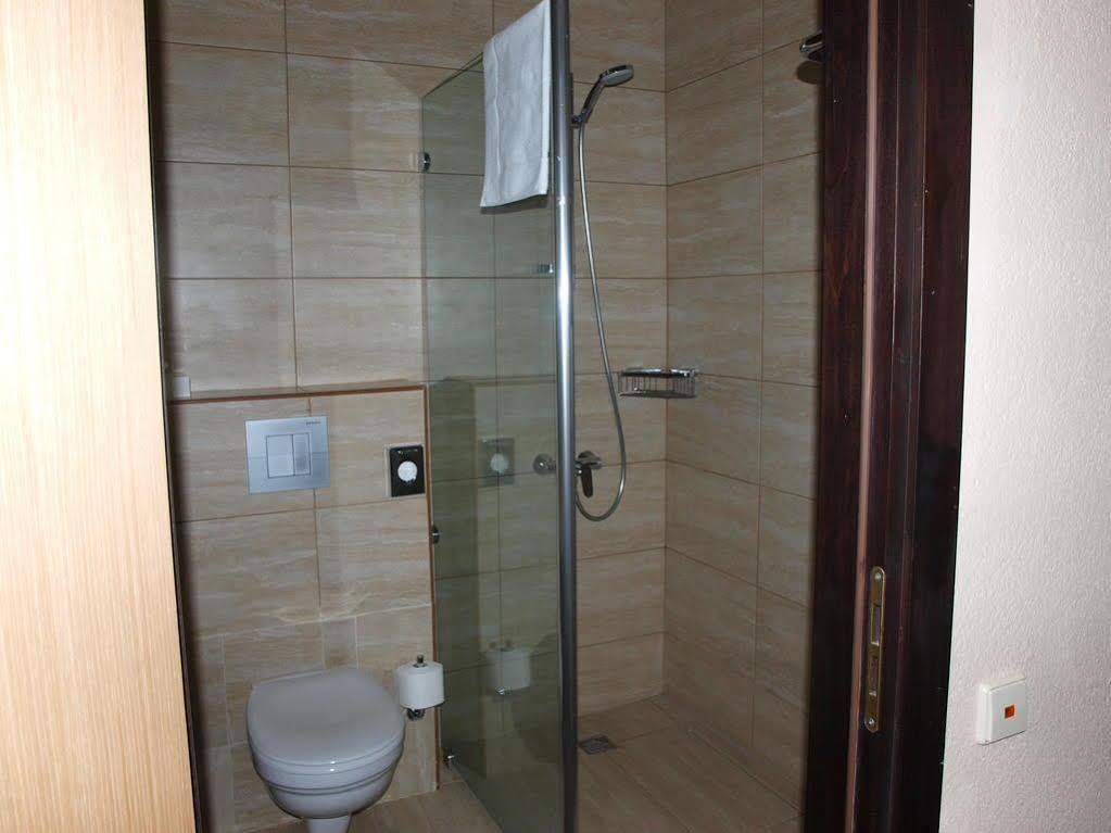 Hotel Lomsia อาคัลท์ชิกเค ภายนอก รูปภาพ