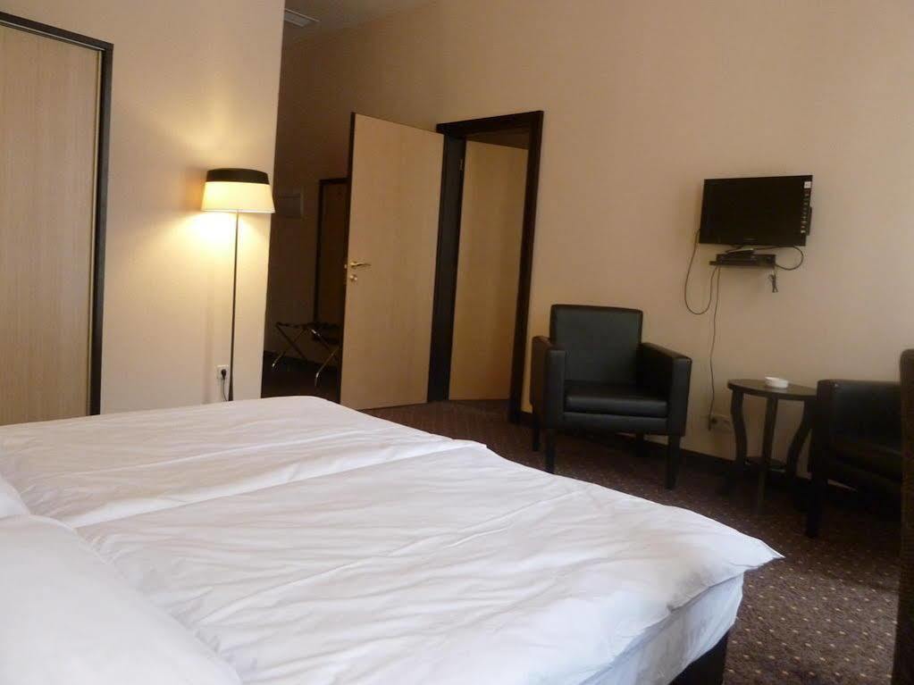 Hotel Lomsia อาคัลท์ชิกเค ภายนอก รูปภาพ