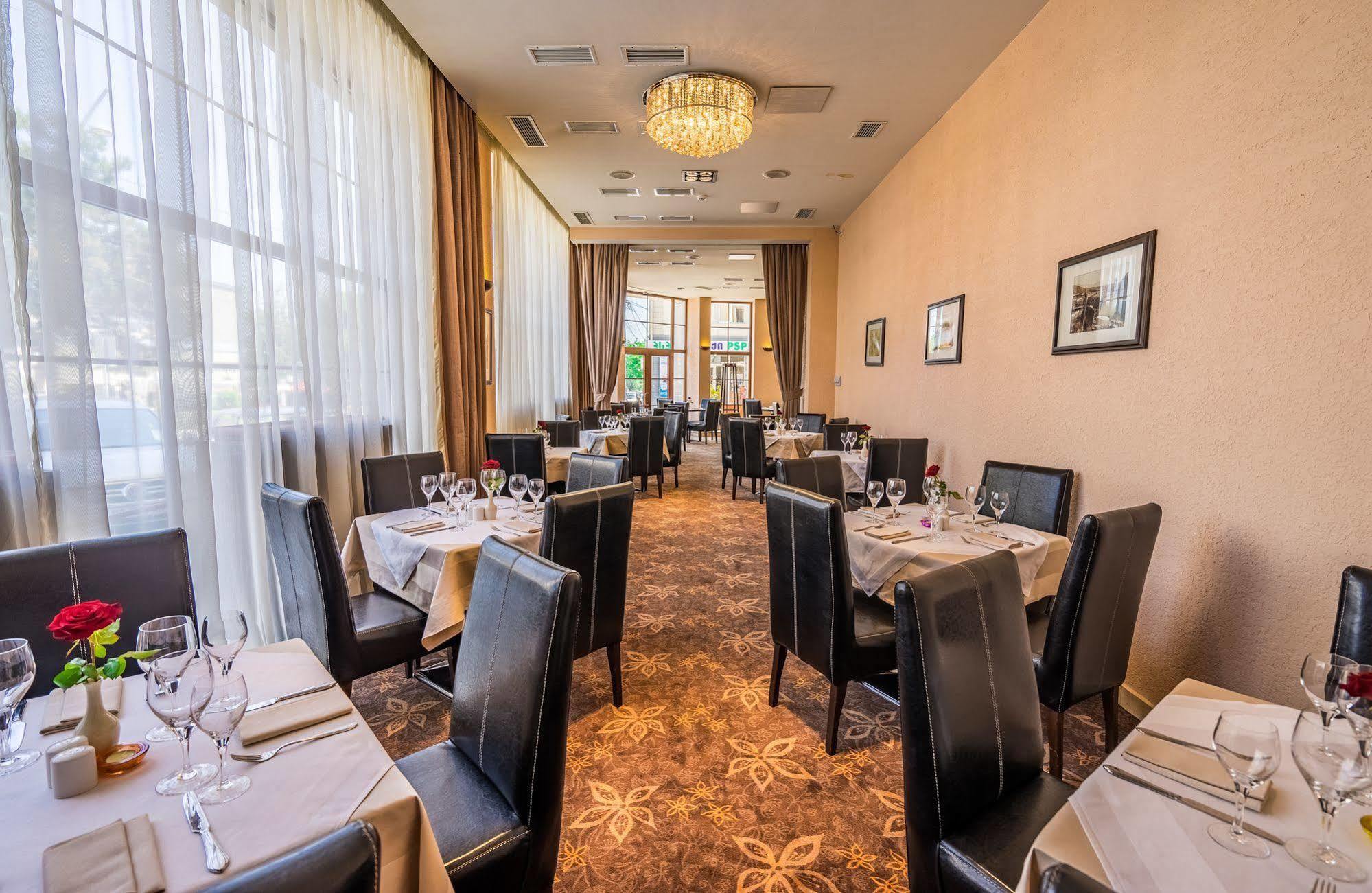 Hotel Lomsia อาคัลท์ชิกเค ภายนอก รูปภาพ
