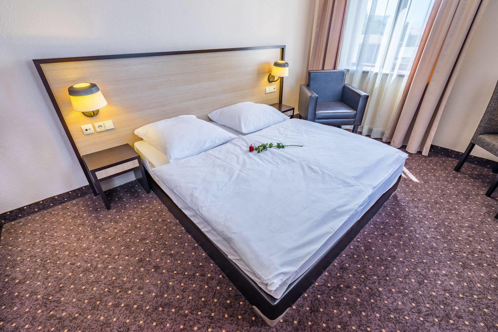 Hotel Lomsia อาคัลท์ชิกเค ภายนอก รูปภาพ