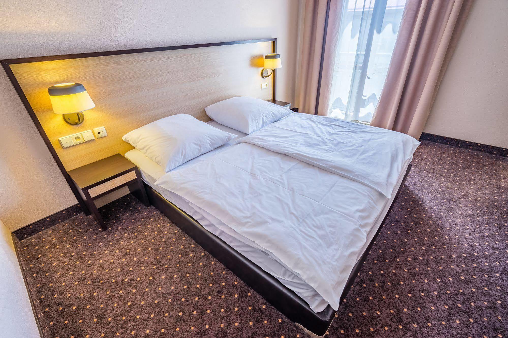 Hotel Lomsia อาคัลท์ชิกเค ภายนอก รูปภาพ
