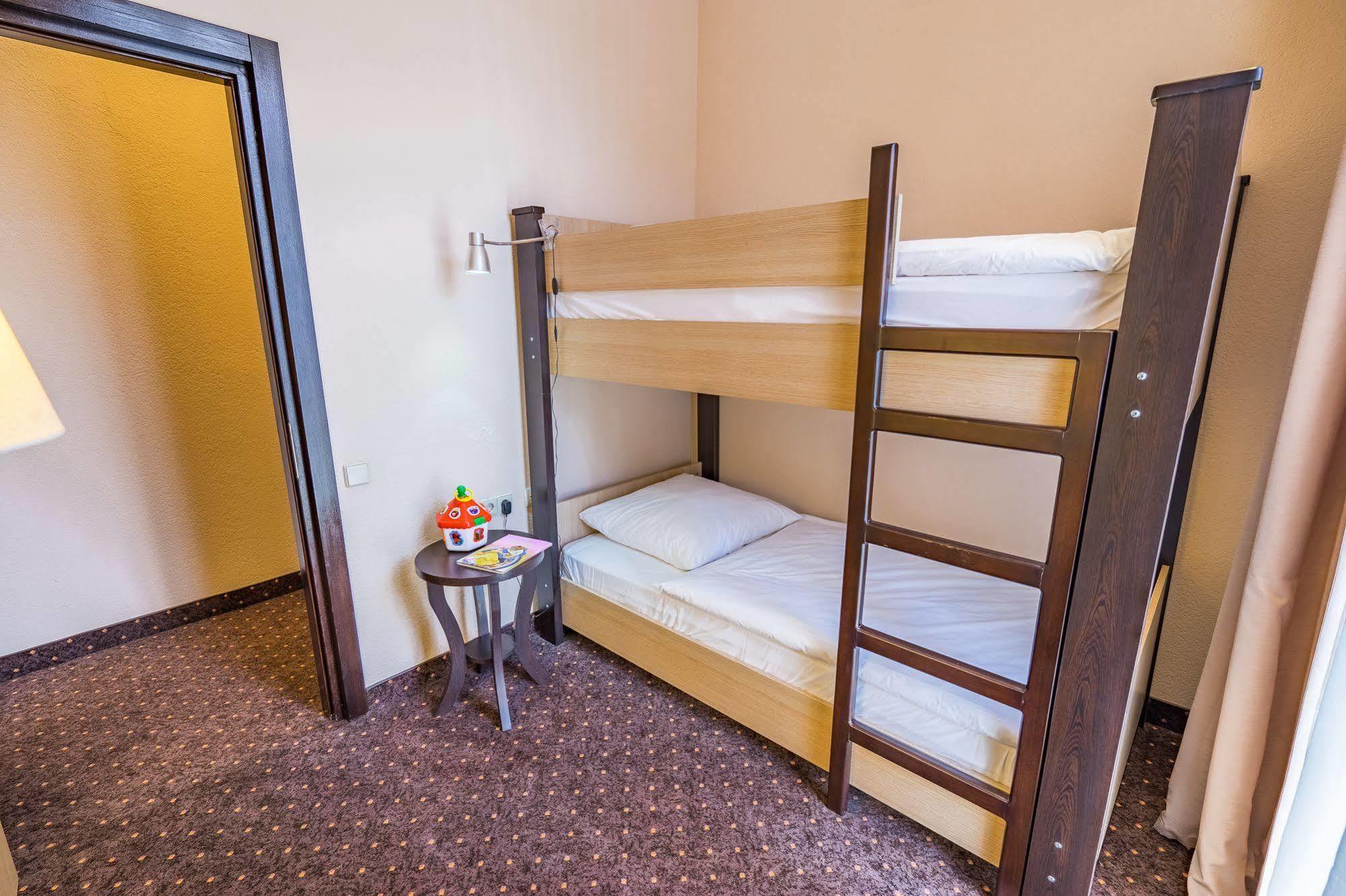 Hotel Lomsia อาคัลท์ชิกเค ภายนอก รูปภาพ